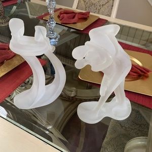 BEAUTIFUL CRYSTAL STATUE SET DEPICTING LOVE